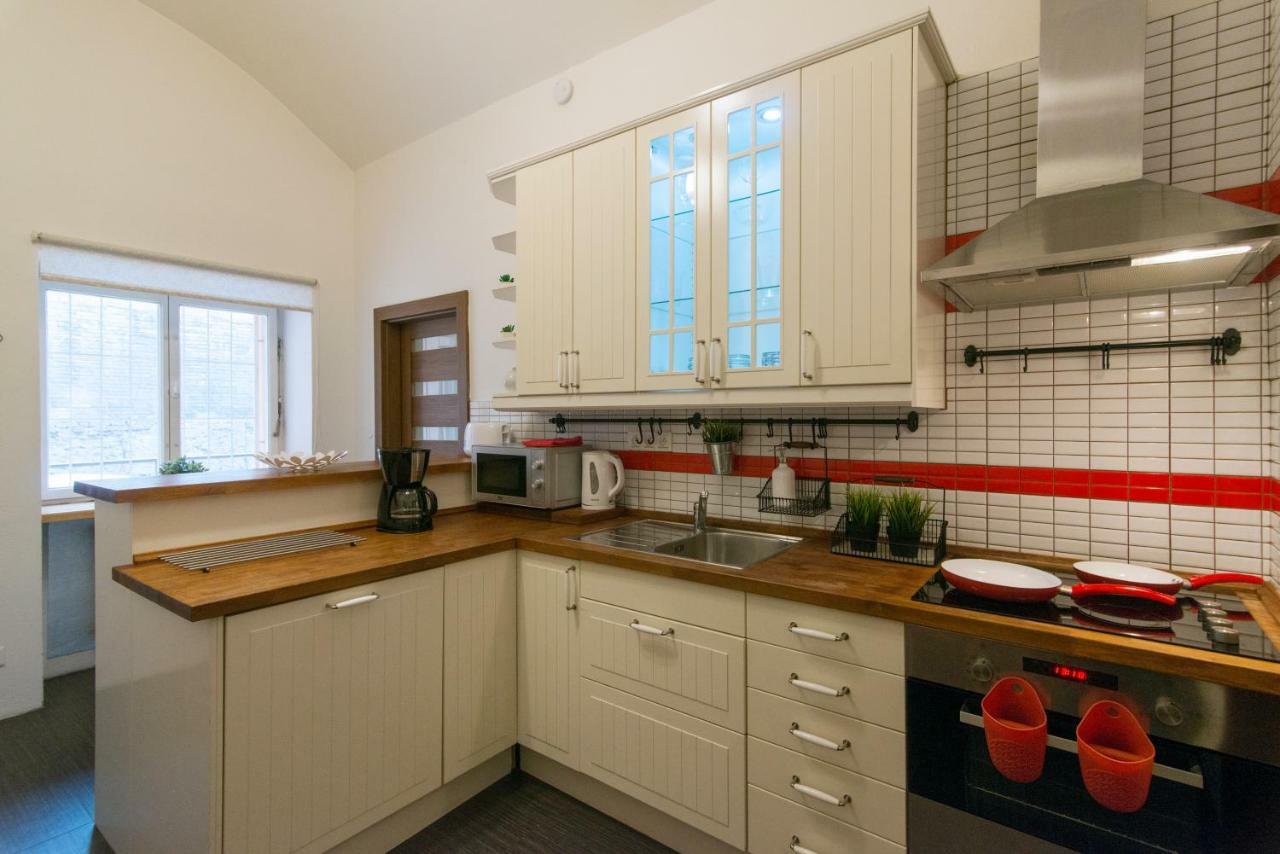 Spacious Apartment Near Wenceslas Square ปราก ภายนอก รูปภาพ